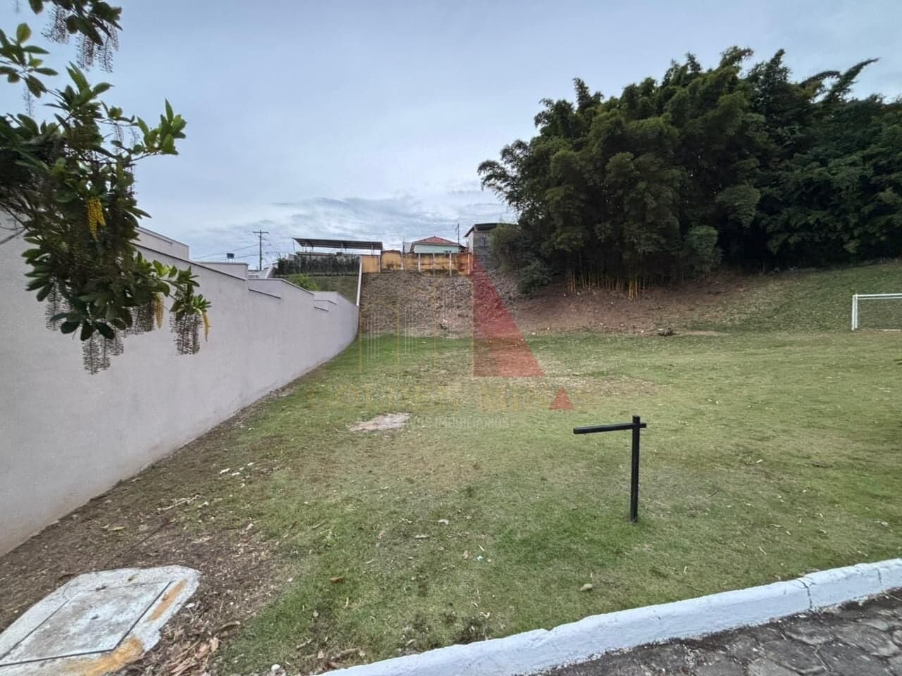 Lote/Terreno em Formiga - Santa Luzia