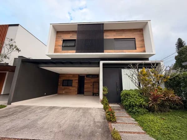 Casa em Joinville - América