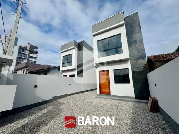Casa - 2 Suítes | Paquetá