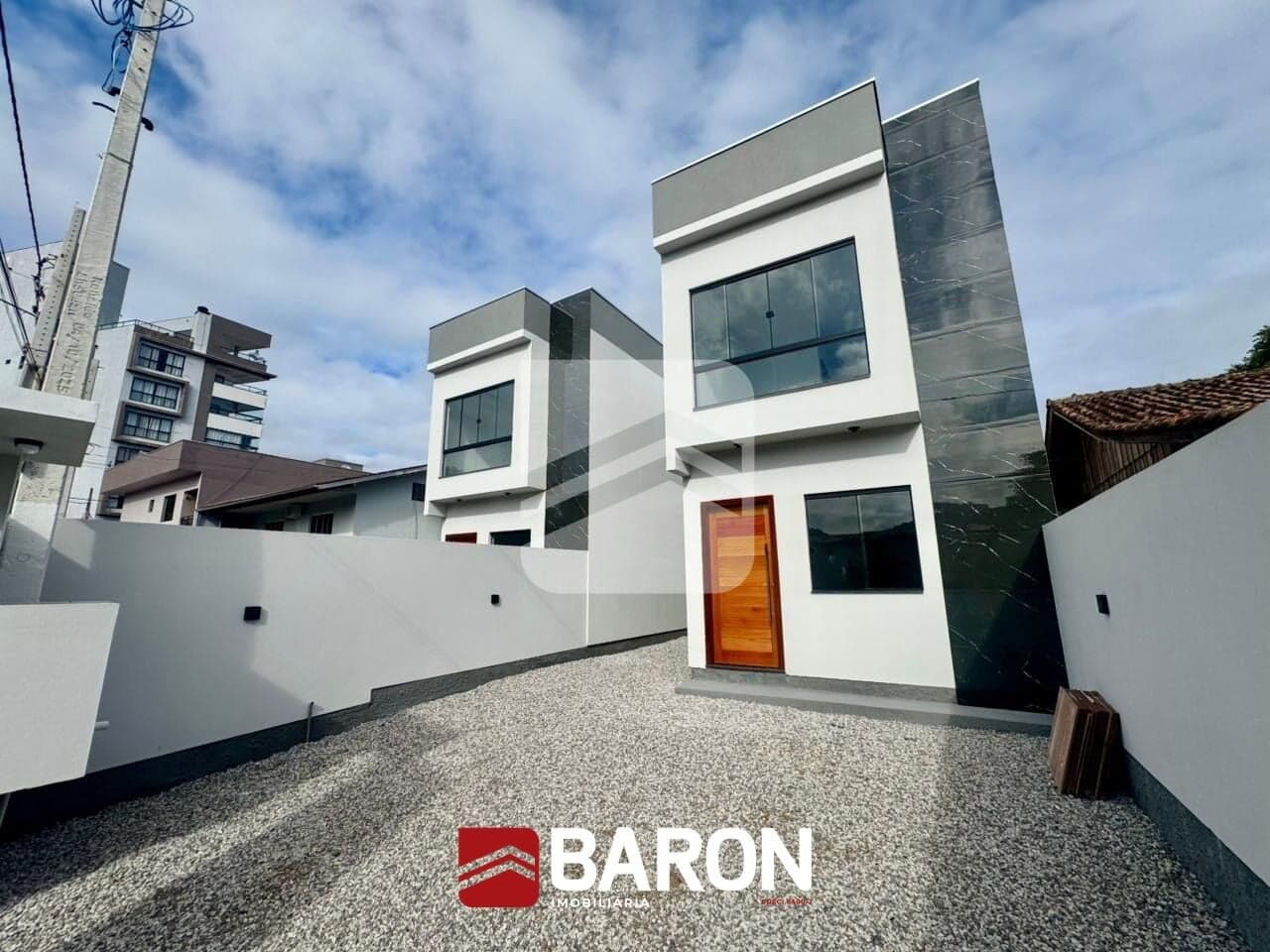 Casa - 2 Suítes | Paquetá
