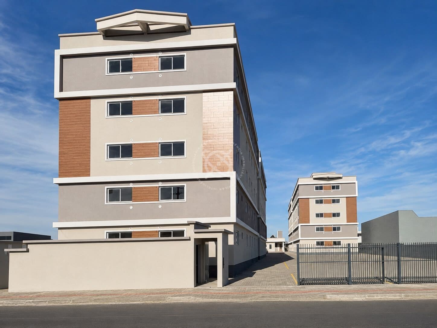 Apartamento novo com 2 dormitórios - Nova Divinéia