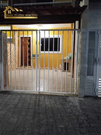 Sobrado em São Gonçalo - Galo Branco