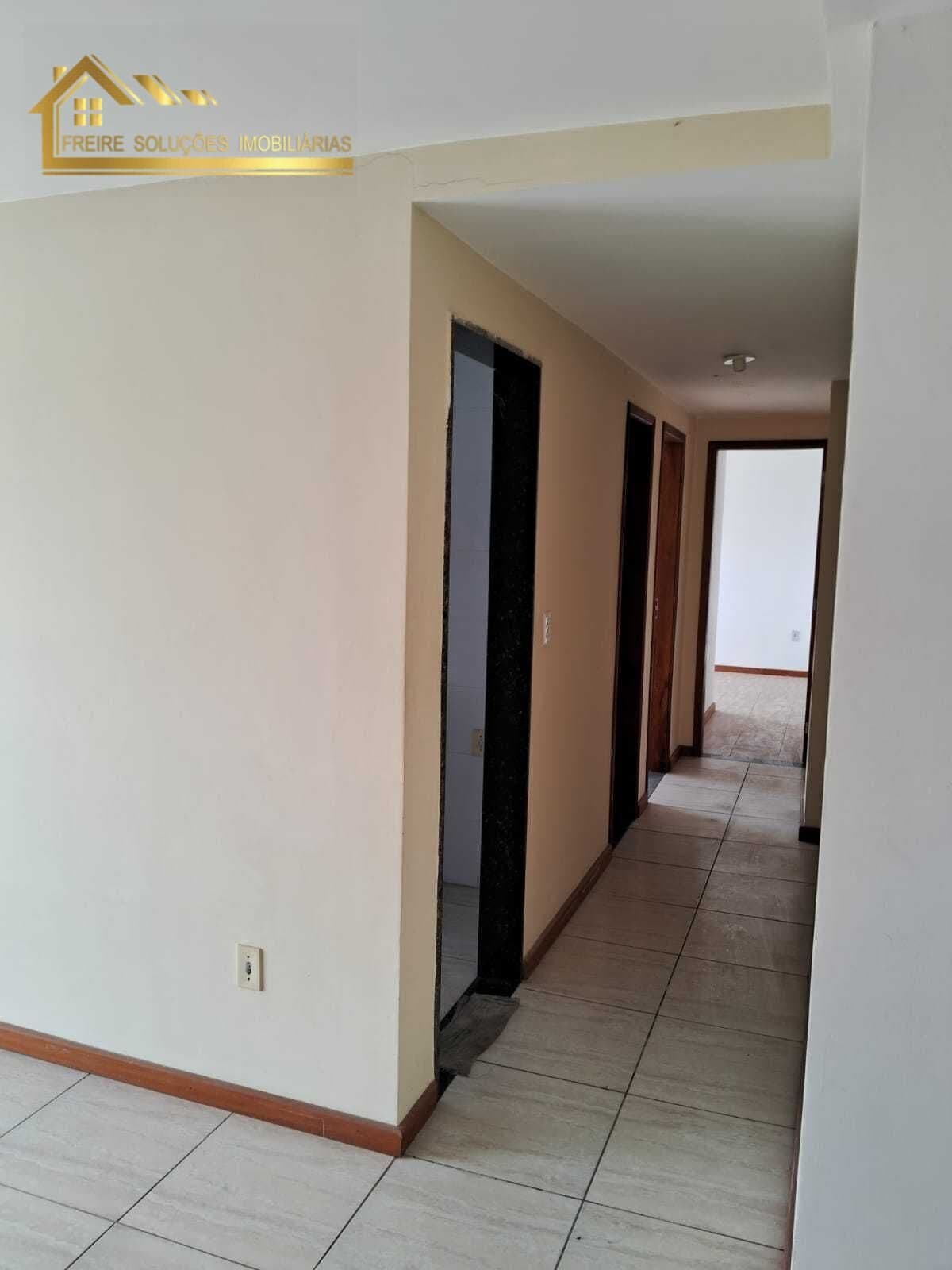 Apartamento em São Gonçalo - Amendoeira