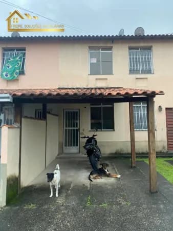 Sobrado em São Gonçalo - Jockey