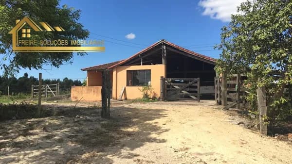 Fazenda/Sítios/Chácaras em Araruama - Centro (São Vicente)