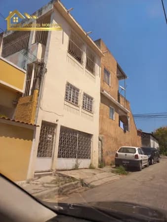 Casa triplex no Paraíso, São Gonçalo/RJ