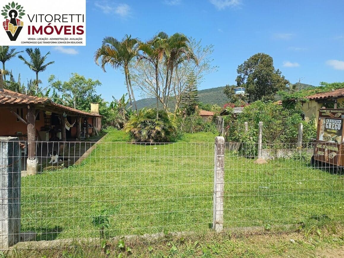 Terreno de 1.019m² com casa_Vargem Grande_Florianópolis/SC