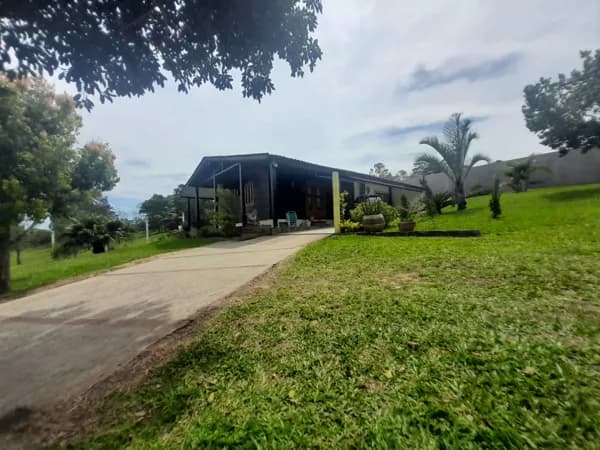 Casa em Califórnia, Nova Santa Rita/RS
