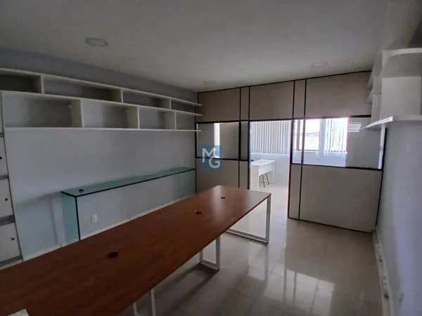 Prédio Comercial em Graças, Recife/PE