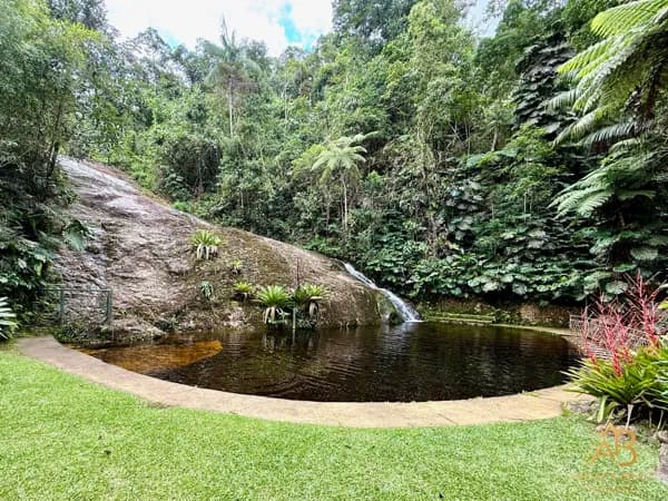 Sítio à venda no Vale Florido, Petrópolis/RJ