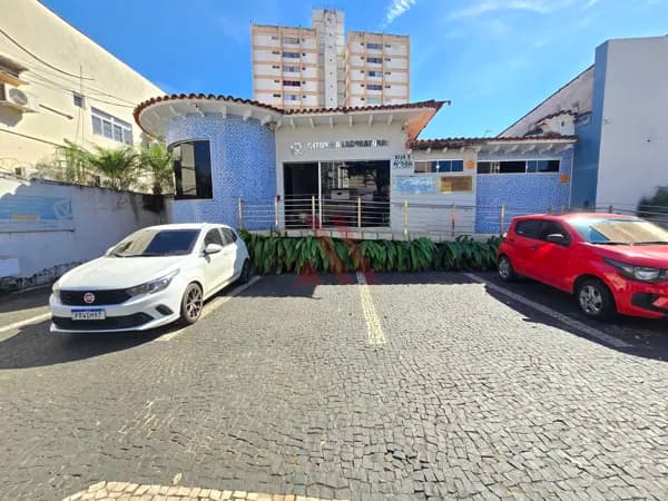 Setor Central Imóvel Comercial todo reformado com excelente localização disponível para venda