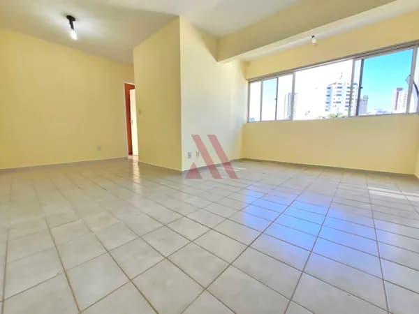 Setor Aeroporto Apartamento 2 quartos com armários e lazer no Residencial Ilha da Madeira disponível para venda