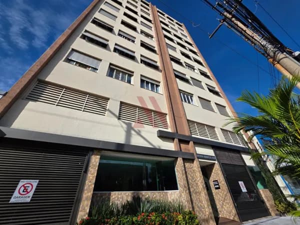 Apartamento para alugar 3 quartos no Ed. Daniela do Setor Central, 1 vaga de garagem nascente, condomínio baixo.