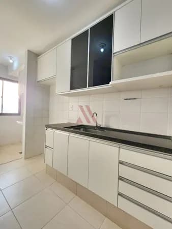 Apartamento de 3 quartos Oeste Tower Residence para alugar no Lago das Rosas