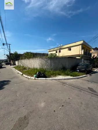 Terreno de esquina todo murado 150m²