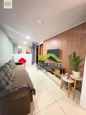 CASA COM EXCELENTE POTENCIAL RESIDENCIAL E COMERCIAL MARIA HELENA