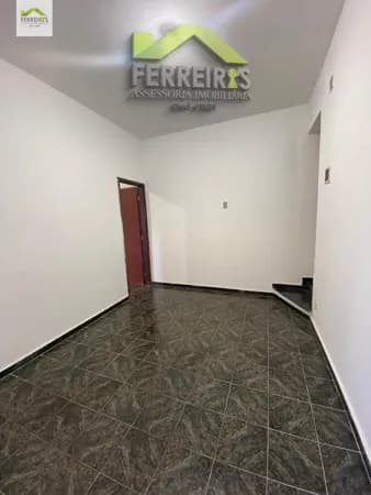Casa Térrea Independente com Excelente Localização!