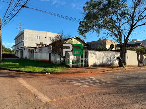 Terreno à Venda próximo Av. São João