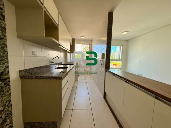 Apartamento à venda no Edifício Aquajardim no centro