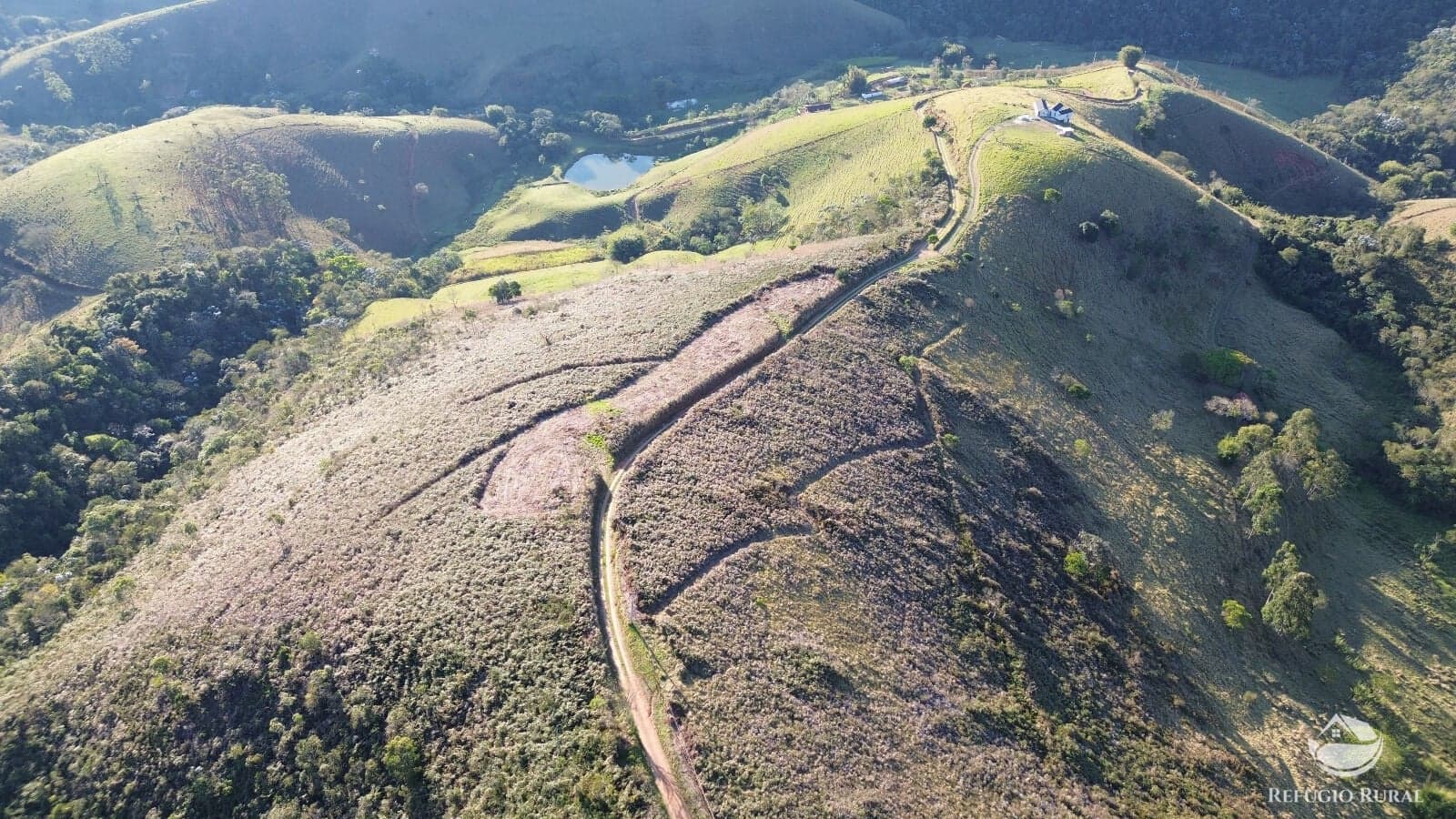 SÍTIO EM MONTEIRO LOBATO/SP