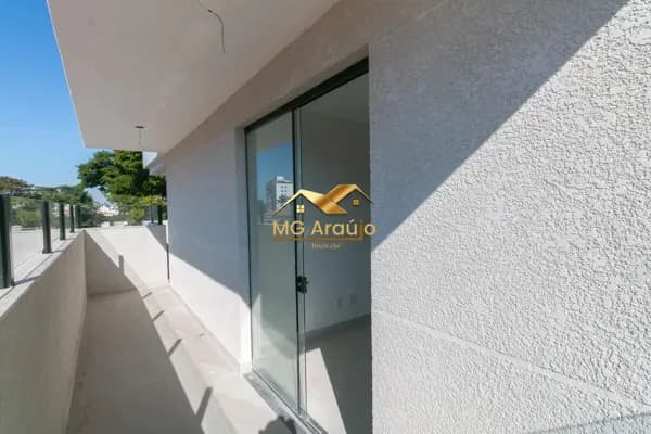 Apartamento com Área Privativa, 02 Quartos, Itapoã, BH.
