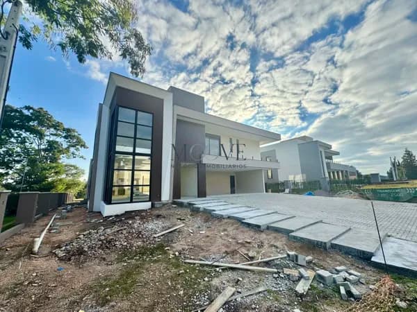 Casa de Alto Padrão no Condomínio Haras – Paraná Golf | São José dos Pinhais