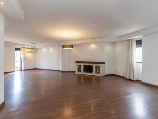 Apartamento à venda no bairro Indianópolis em São Paulo/SP