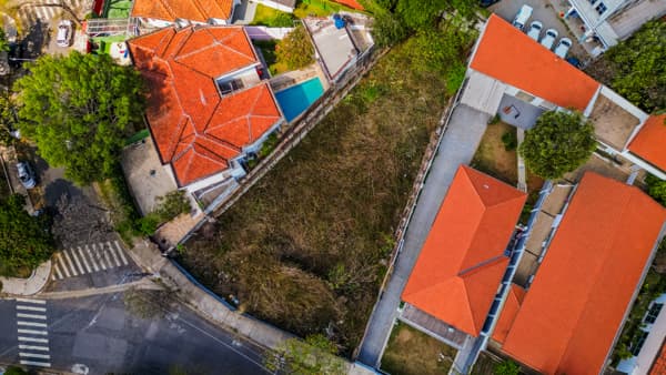 Terreno à venda no bairro Alto da Lapa em São Paulo/SP