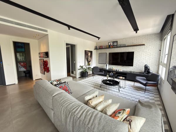 Apartamento à venda no bairro Vila Olímpia em São Paulo/SP