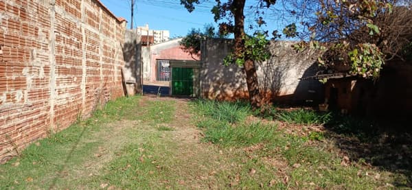 Terreno à venda no bairro Jardim Anhangüera em Ribeirão Preto/SP
