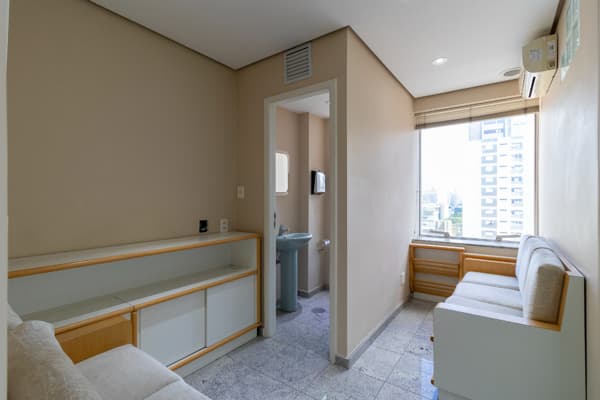 Sala comercial para alugar no bairro Vila Clementino em São Paulo/SP