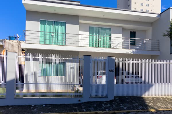 Casa à venda no bairro São Francisco de Assis em Camboriú/SC