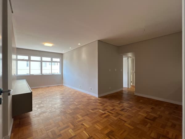 Apartamento à venda no bairro Vila Nova Conceição em São Paulo/SP