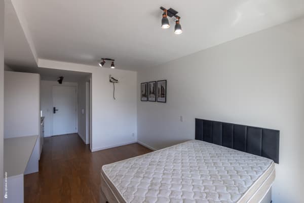 Apartamento à venda no bairro Vila Cordeiro em São Paulo/SP