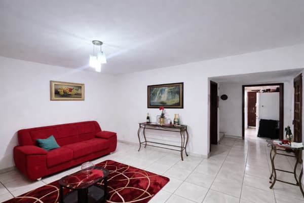 Casa à venda no bairro Jardim Maria Luiza em São Paulo/SP