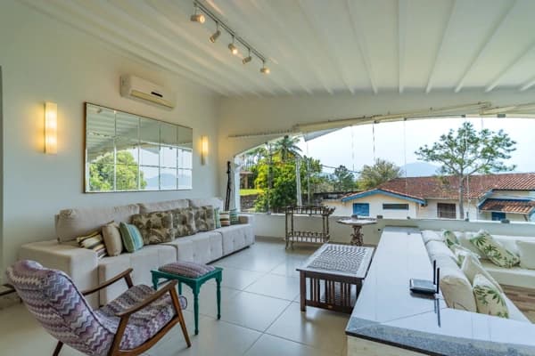 Casa à venda no bairro Loteamento Roteiro do Sol em Caraguatatuba/SP