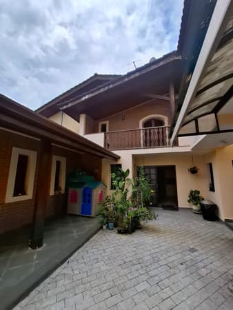 Casa à venda no bairro Arujazinho I, II e III em Arujá/SP