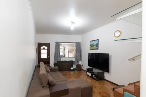 Casa à venda no bairro Jardim Vivan em São Paulo/SP