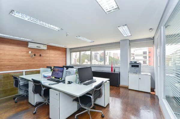 Sala comercial para alugar no bairro Vila Andrade em São Paulo/SP