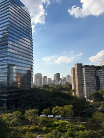 Apartamento à venda no bairro Vila Olímpia em São Paulo/SP