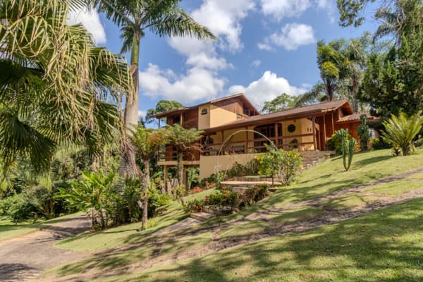 Casa à venda no bairro Fazenda da Ilha em Embu-Guaçu/SP