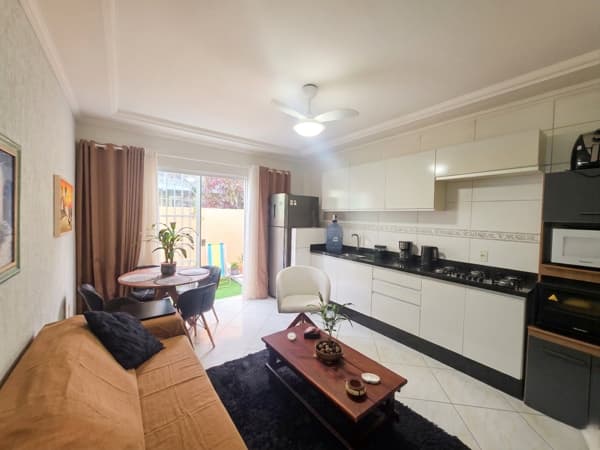 Apartamento à venda no bairro Ingleses do Rio Vermelho em Florianópolis/SC