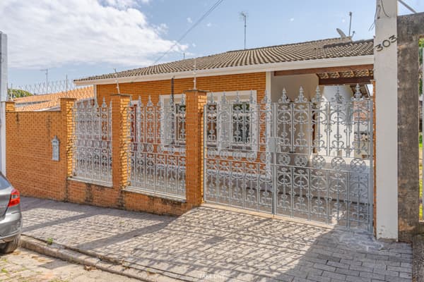Casa à venda no bairro Vila Mutton em Itatiba/SP