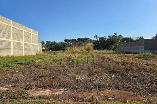 Área à venda no bairro Jardim Cristo Redentor em Ribeirão Preto/SP
