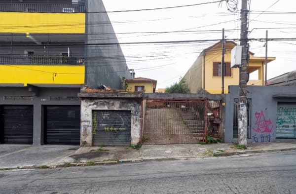 Terreno à venda no bairro Vila dos Remédios em São Paulo/SP