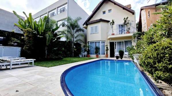 Casa à venda no bairro Alto da Boa Vista em São Paulo/SP