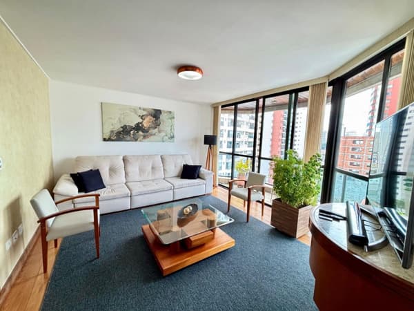 Apartamento à venda no bairro Vila Regente Feijó em São Paulo/SP