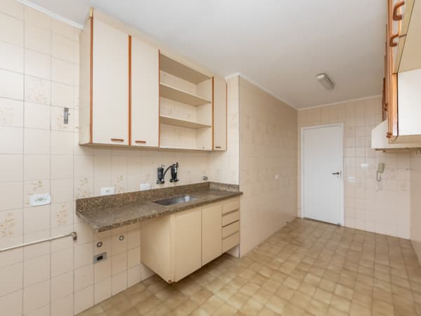 Apartamento à venda no bairro Vila Alexandria em São Paulo/SP