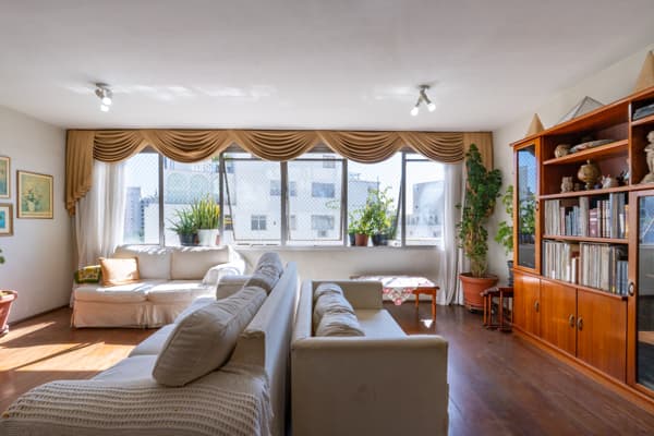 Apartamento à venda no bairro Real Parque em São Paulo/SP