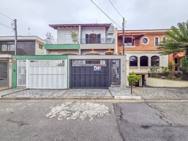Sobrado à venda no bairro Jardim Avelino em São Paulo/SP